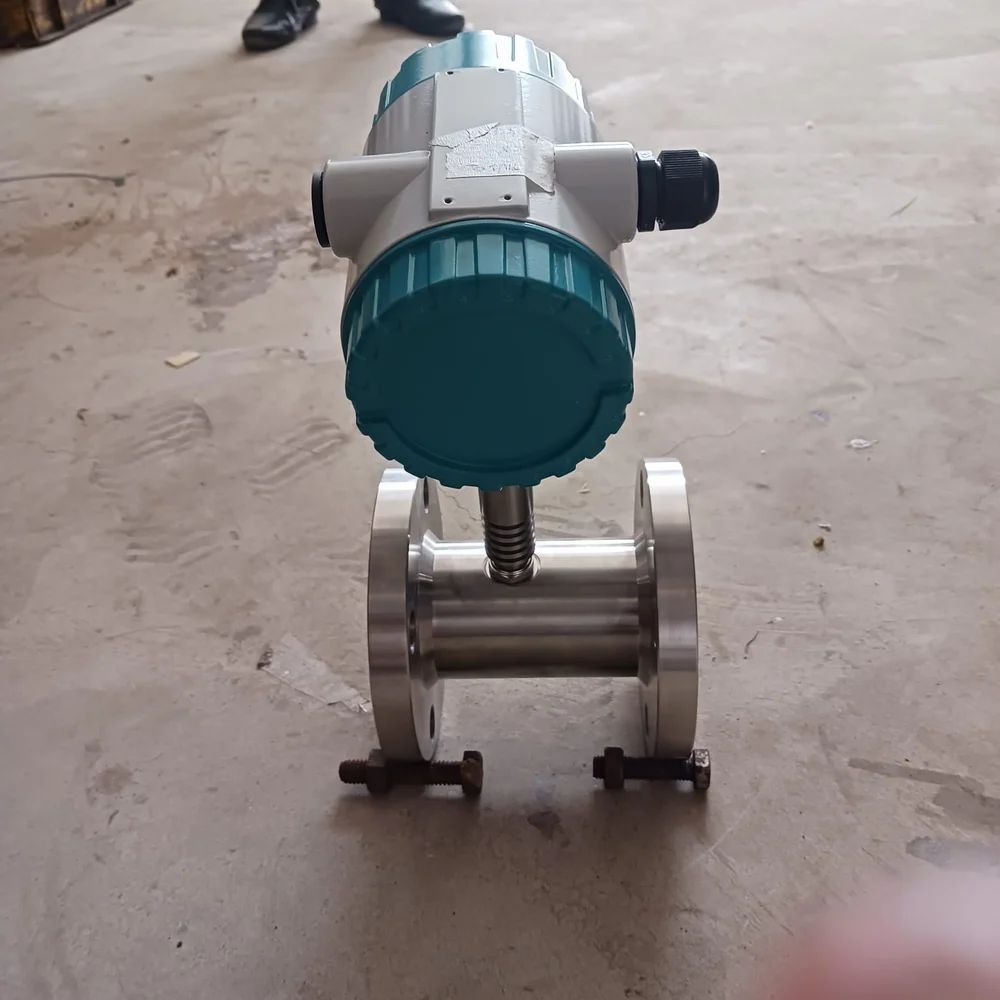 Turbine Flow Sensor With Pulse Output